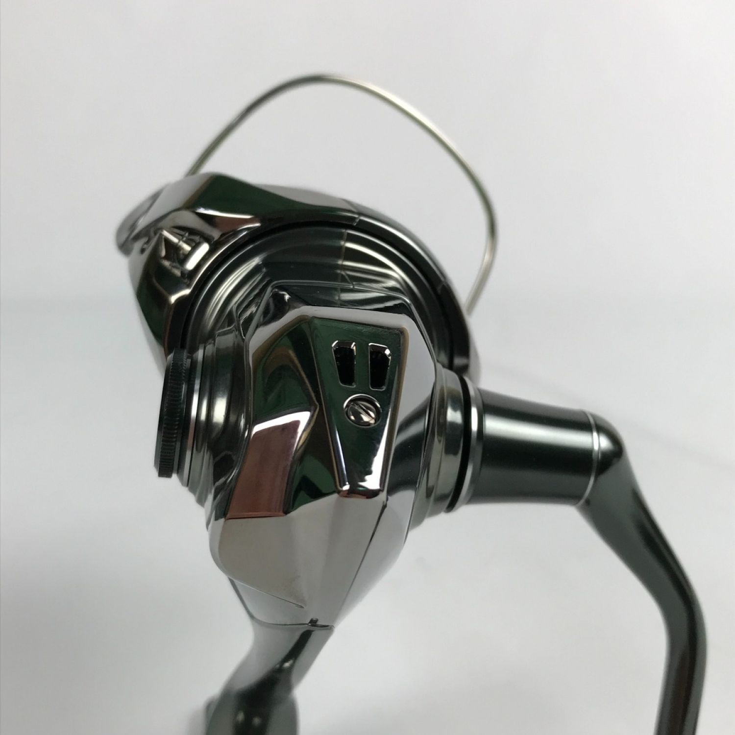 中古】 SHIMANO シマノ 22 STELLA ステラ スピニングリール 箱付