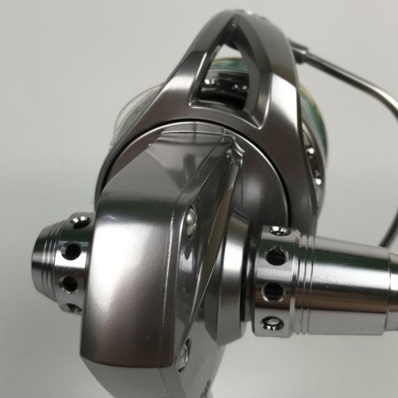  DAIWA ダイワ スピニングリール ソルティガ Z5000 ソフトケース付 Z5000