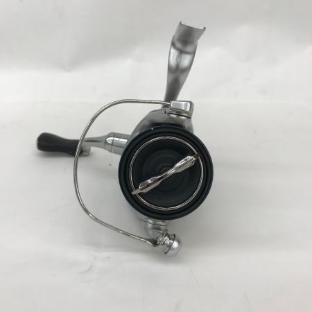  SHIMANO シマノ スピニングリール　19ストラディック 2500SHG 04017