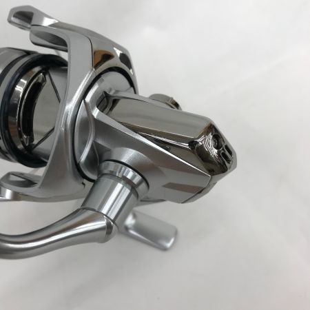 SHIMANO シマノ スピニングリール　19ストラディック 2500SHG 04017