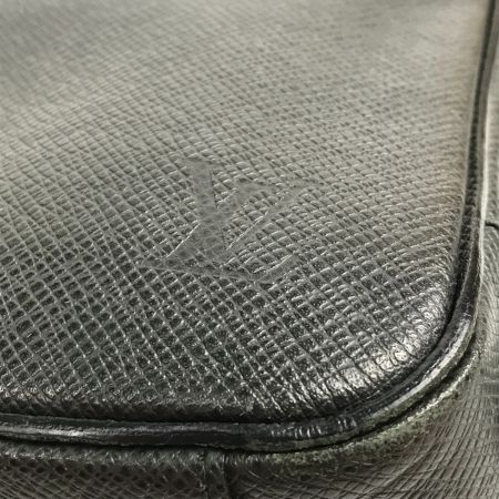  LOUIS VUITTON ルイヴィトン タイガ ネオ・パヴェル アルドワーズ セカンドバッグ クラッチバッグ RI0195 M32902 ブラック