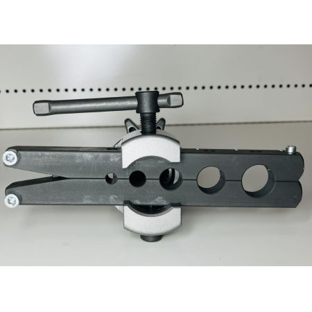 ЗЗ TASCO フレアリングツール 電動インパクトドライバー対応型 取説・箱付 TA550CX