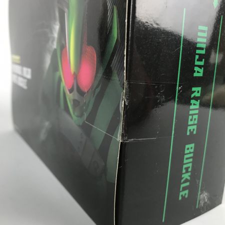   未開封 仮面ライダーギーツPREMIUM DX メモリアルニンジャレイズバックル