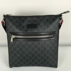 ■■ GUCCI グッチ メッセンジャーバッグ ショルダーバッグ GGスプリーム 箱 保存袋 紙袋付 474137 ブラック Bランク