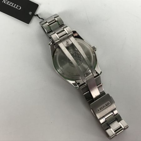  CITIZEN シチズン ザ・シチズン エコドライブ チタン デイト 箱・取説・コマ付 AQ1020-51A ホワイト