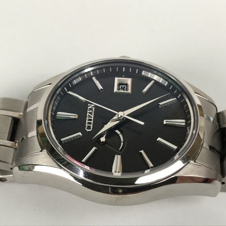  CITIZEN シチズン ザ・シチズン エコドライブ ソーラー 箱・取説・コマ付 AQ1020-51E