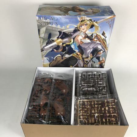   プラモデル アルカナディア エレーナ コトブキヤ 未組立