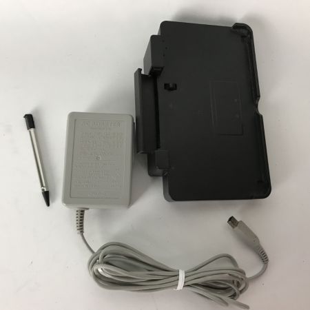   NINTENDO ニンテンドー 3DS 本体 動作品 ホワイト