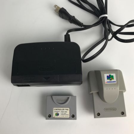  Nintendo 【動作品】ニンテンドー64 任天堂64  NUS-001 コントローラー3個振動パック・コントローラーパック付き