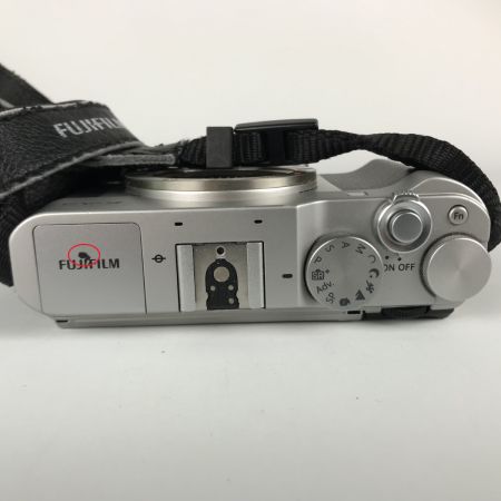  FUJIFILM フジフィルム ミラーレス一眼カメラ レンズセット Fujinon 16-50mm  X-A3 ジャンク品