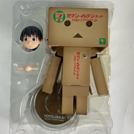   リボルテックダンボー  セブン・イレブンネットボックスバージョン 箱日焼け