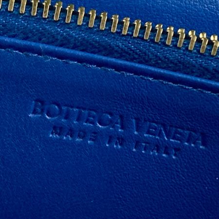  BOTTEGA VENETA ボッテガヴェネタ イントレチャート 長財布 ラウンドファスナー財布 P01718117K ブルー