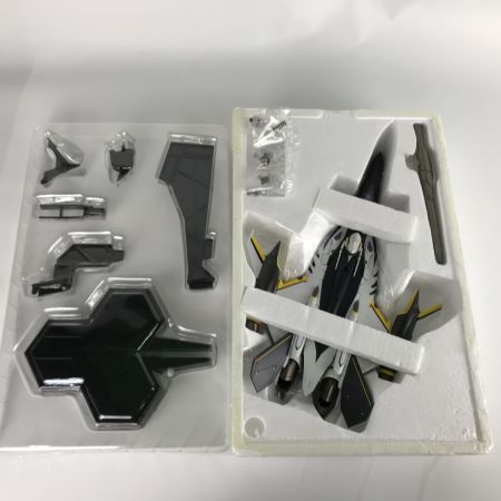  バンダイ DX超合金 YF-29 デュランダルバルキリー 30周年記念カラー 魂ウェブ 劇場版マクロスF サヨナラノツバサ