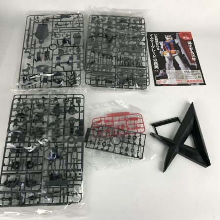    1/100 MG RX-93 νガンダム Ver.Ka 「機動戦士ガンダム 逆襲のシャア」