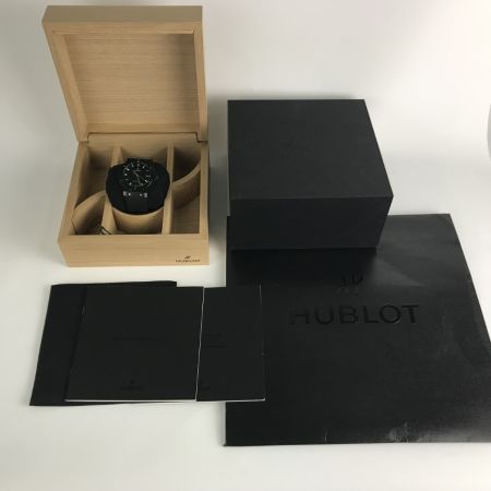  HUBLOT ウブロ 腕時計 クラシック・フュージョン ブラックマジック デイト 箱・取説付 511.CM.1171.RX