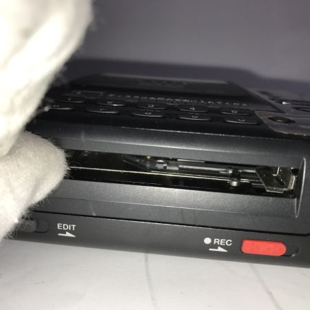  SONY ソニー ポータブルミニレコーダー MZ-1 MD計9個/充電器/説明書/ケース付