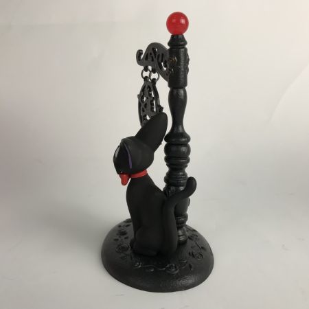   魔女の宅急便 カレンダー ジジ 看板前で待ち合わせ