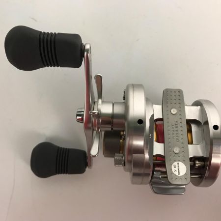  SHIMANO シマノ ベイトリール ’10 オシア カルカッタコンクエスト200 TYPE J-HG 02601