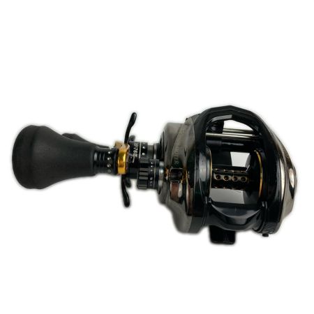  Abu Garcia アブガルシア ベイトリール レボ ビッグシューターコンパクト第4世代 REV04 BC7-L 袋付