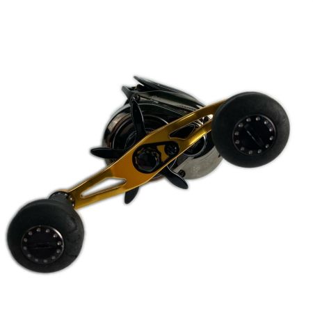  Abu Garcia アブガルシア ベイトリール レボ ビッグシューターコンパクト第4世代 REV04 BC7-L 袋付