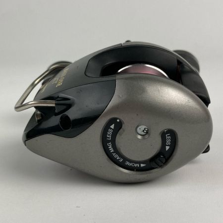  SHIMANO シマノ BASS ONE XT ベイトリール 右ハンドル仕様 バスワン XT RH282