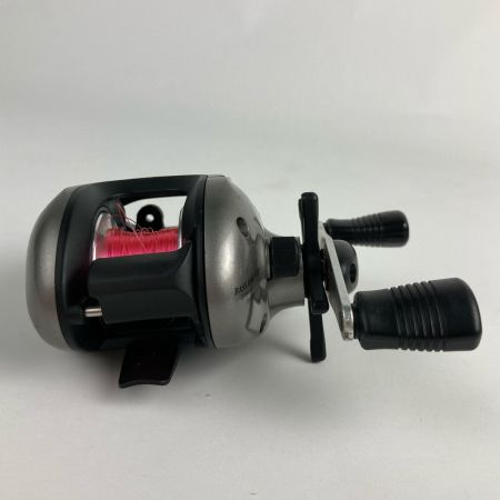  SHIMANO シマノ BASS ONE XT ベイトリール 右ハンドル仕様 バスワン XT RH282