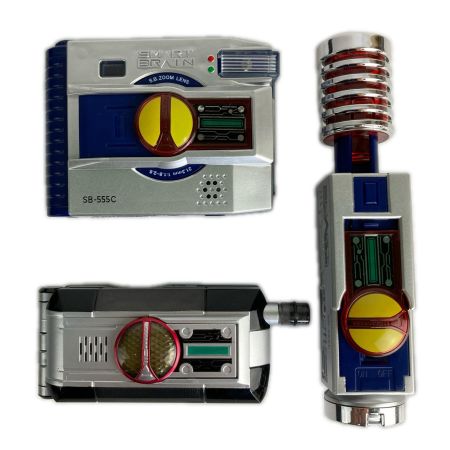   仮面ライダー555 DXファイズギアボックス/ファイズドライバー/ファイズフォン/ファイズショット/ファイズポインター