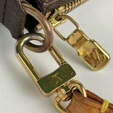  LOUIS VUITTON ルイヴィトン モノグラム ポシェット アクセソワール アクセサリーポーチ M51980