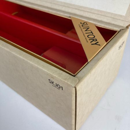 【北海道内限定発送】 SUNTORY サントリー ピュアモルトウィスキー 木桶仕込 1981年 750ml 43% 未開栓