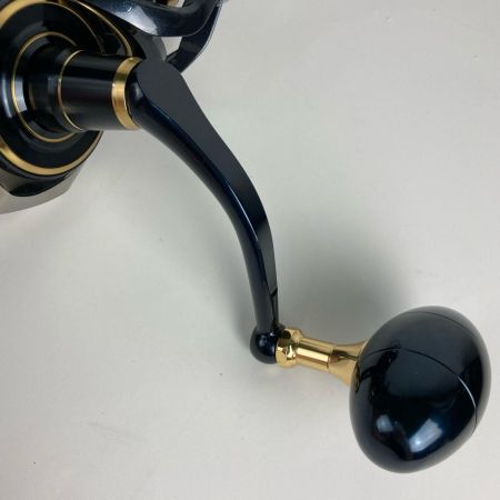 DAIWA ダイワ スピニングリール 20ソルティガ 10000-H 10000-H 箱・リールポーチ付き