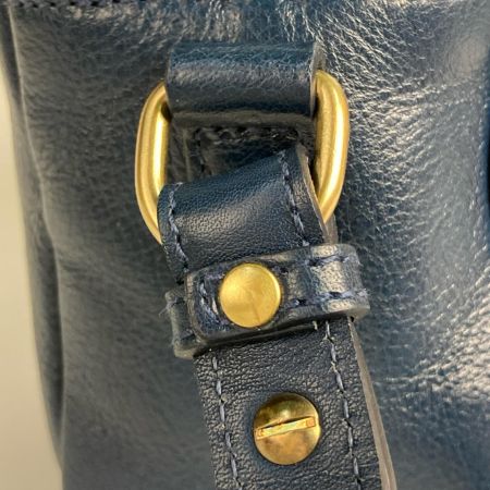  IL BISONTE イルビゾンテ ショルダーバッグ 牛革 MATILDE クロスボディ BCR199 ネイビー 布袋付