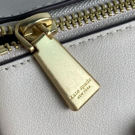  Kate Spade ケイトスペード スペード アイコン スモール バレル バッグ ショルダーバッグ KJ920 ミルクグラス
