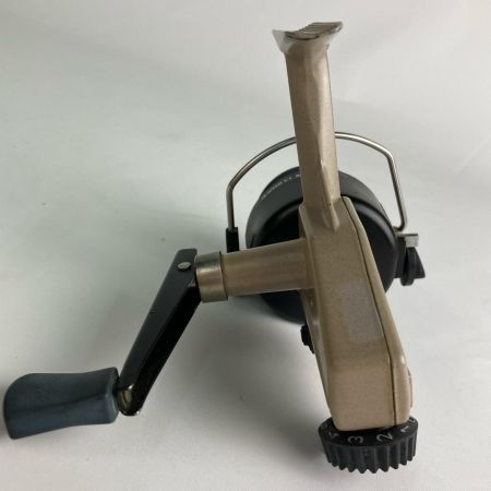 ABU カーディナル4 スピニングリール 810601