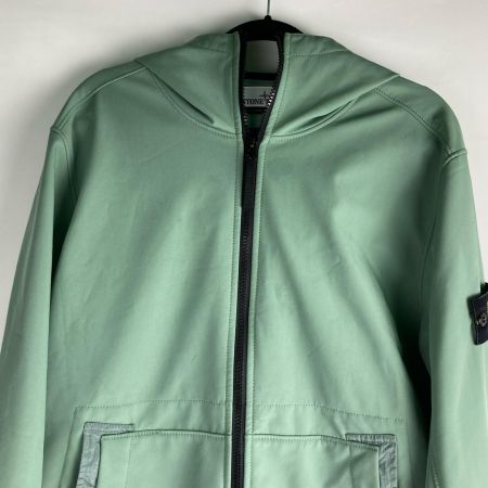 STONE ISLAND ストーンアイランド Mサイズ フード付きソフトシェルジャケット Q0122 V0055/セージグリーン