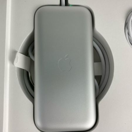 Apple アップル Vision pro M5 256GB 説明書・ケーブル付 2025年製 VR A3416 MFHE4J/A