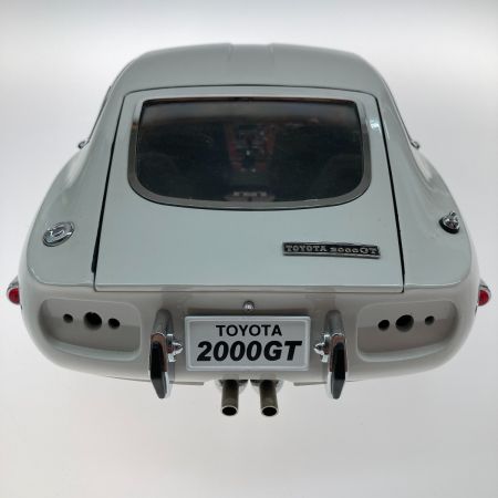   トヨタ 2000GT モデルカー