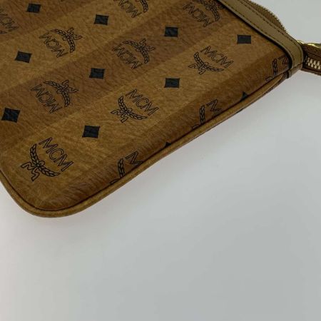  MCM エムシーエム クラッチバッグ