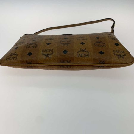  MCM エムシーエム クラッチバッグ