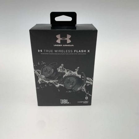  JBL UNDER ARMOUR ワイヤレスイヤホン　TRUE WIRELESS FLASH X