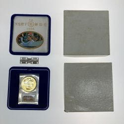 ●● 金貨 天皇陛下御即位記念10万円/平成2年 Bランク