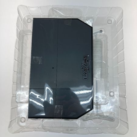   E.YAZAWA フィギュア 白スーツ・マイクスタンド