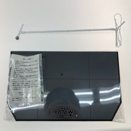   E.YAZAWA フィギュア 白スーツ・マイクスタンド