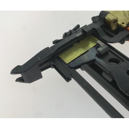  HITACHI 日立 高圧フロア用タッカ N5004HMF