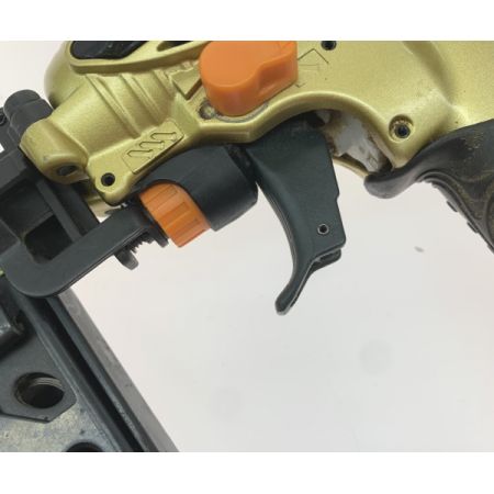  HITACHI 日立 高圧フロア用タッカ N5004HMF