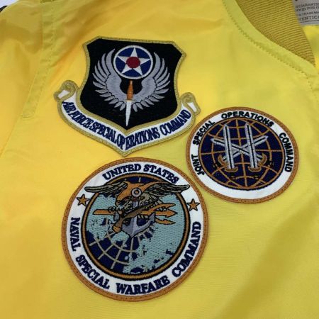  AVIREX アビレックス フライトジャケット   SIZE L メンズ  6192132 イエロー