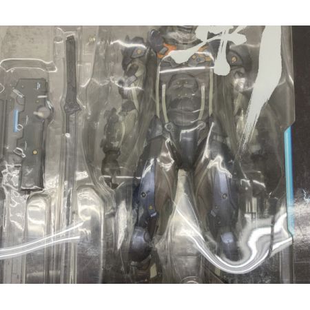   メタルギアソリッド　フィギュア