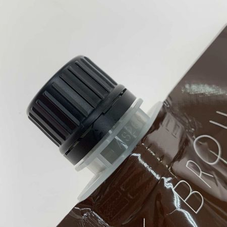   生活雑貨 サニタリー用品 シャンプー クロ クリームシャンプー/400ｇ