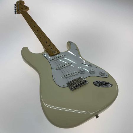  FENDER JAPAN フェンダージャパン エレキギター ST68 85