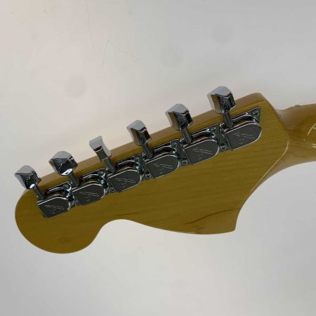  FENDER JAPAN フェンダージャパン エレキギター ST68 85