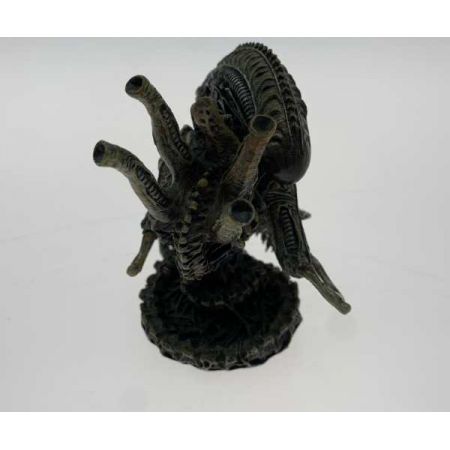   パリセイズ マイクロバスト エイリアン 1000体限定